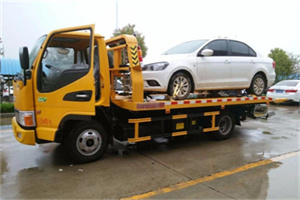 霞浦附近拖车救援24小时服务热线